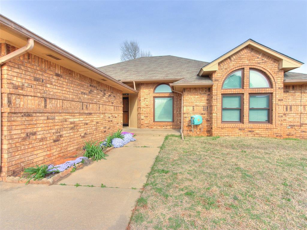 320 N Jasper Way Property Photo 1