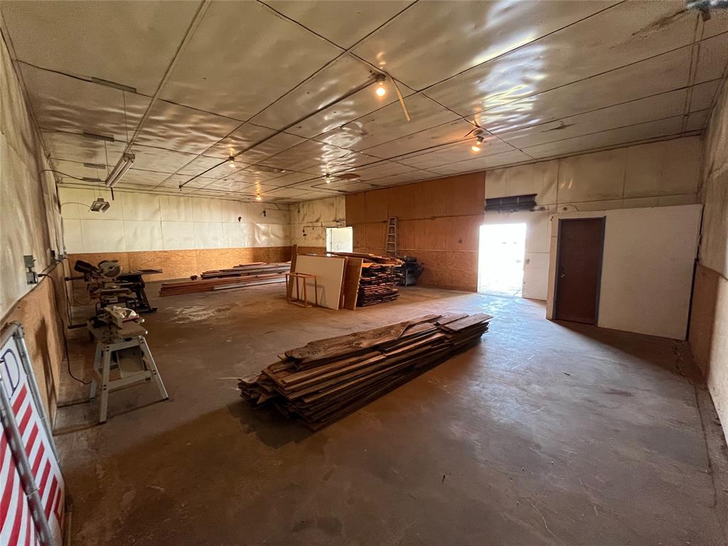 324 N 9th Avenue Property Photo 5