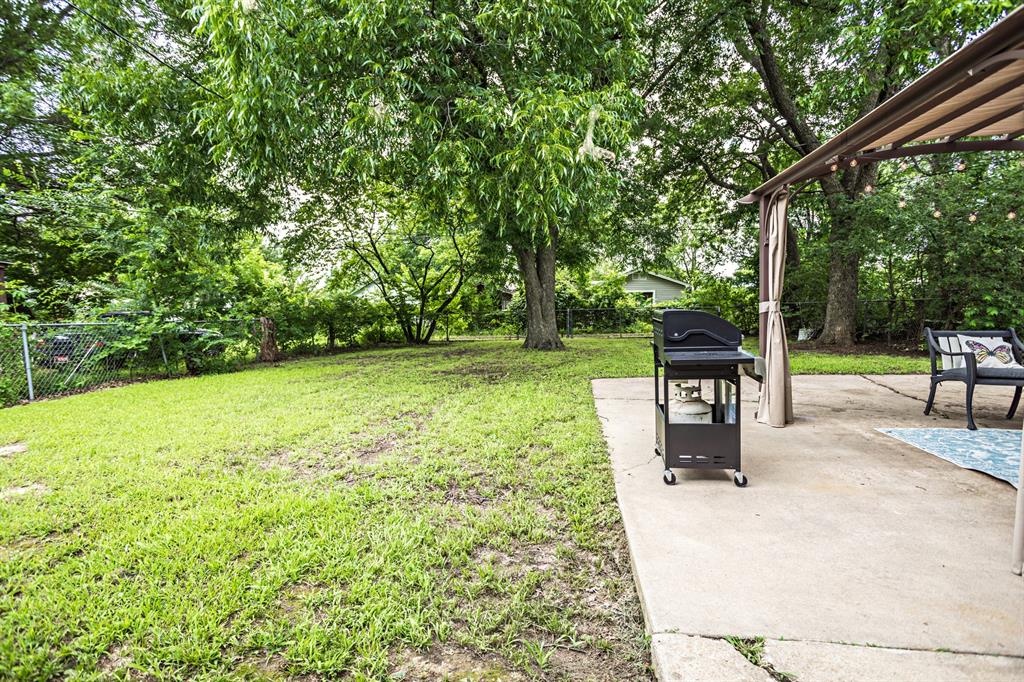 1216 N Mckinley Avenue Property Photo 39