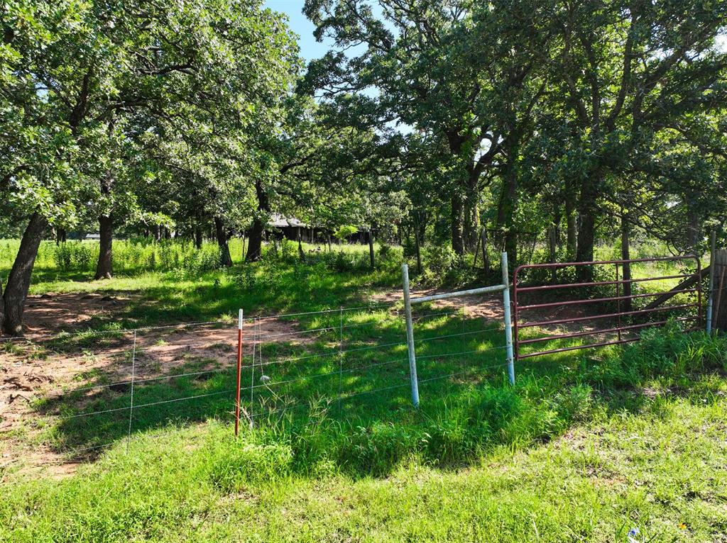 15550 20 A Street Property Photo 23