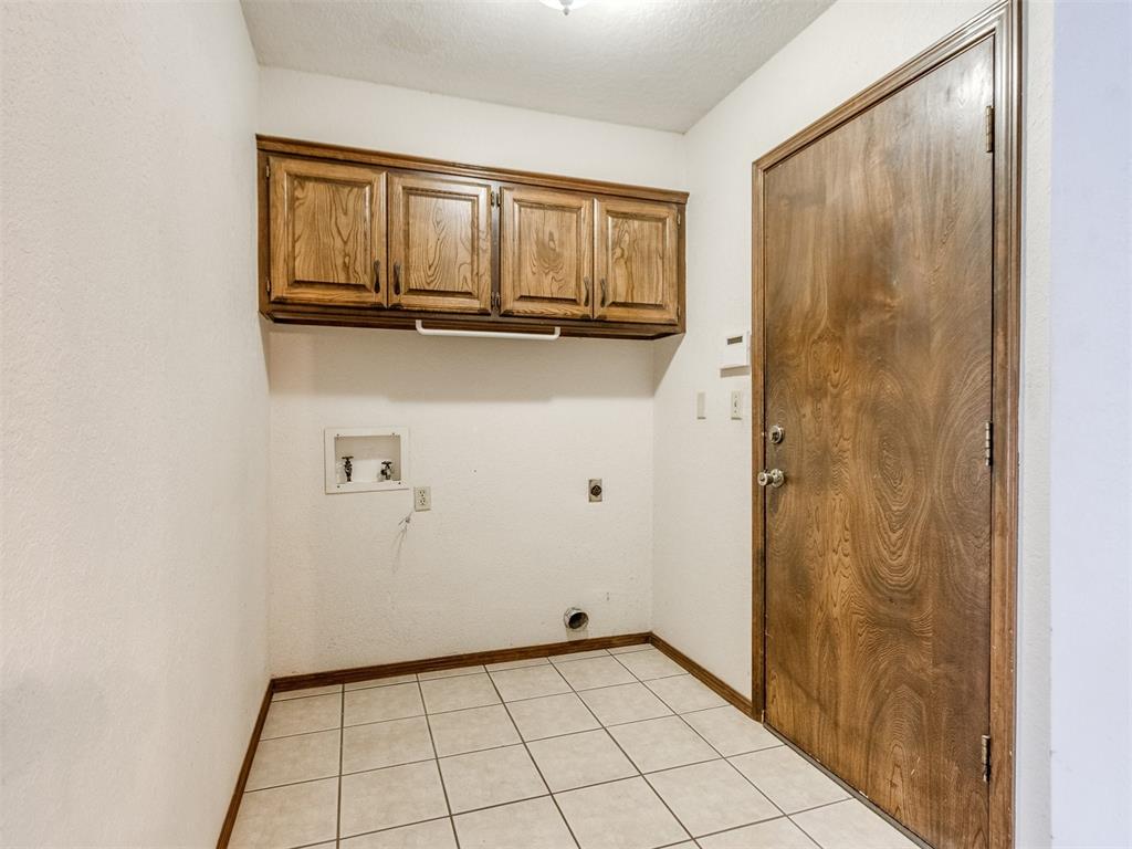 2504 O J Talley Circle Property Photo 23
