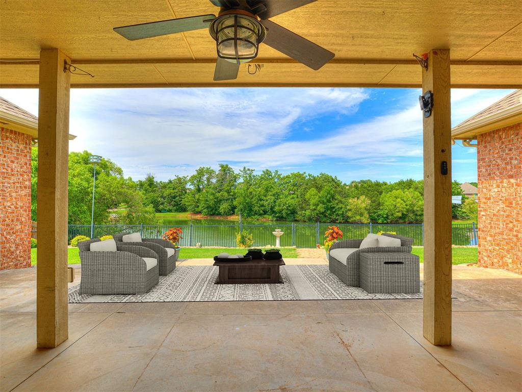 19420 Crest Ridge Drive Property Photo 3