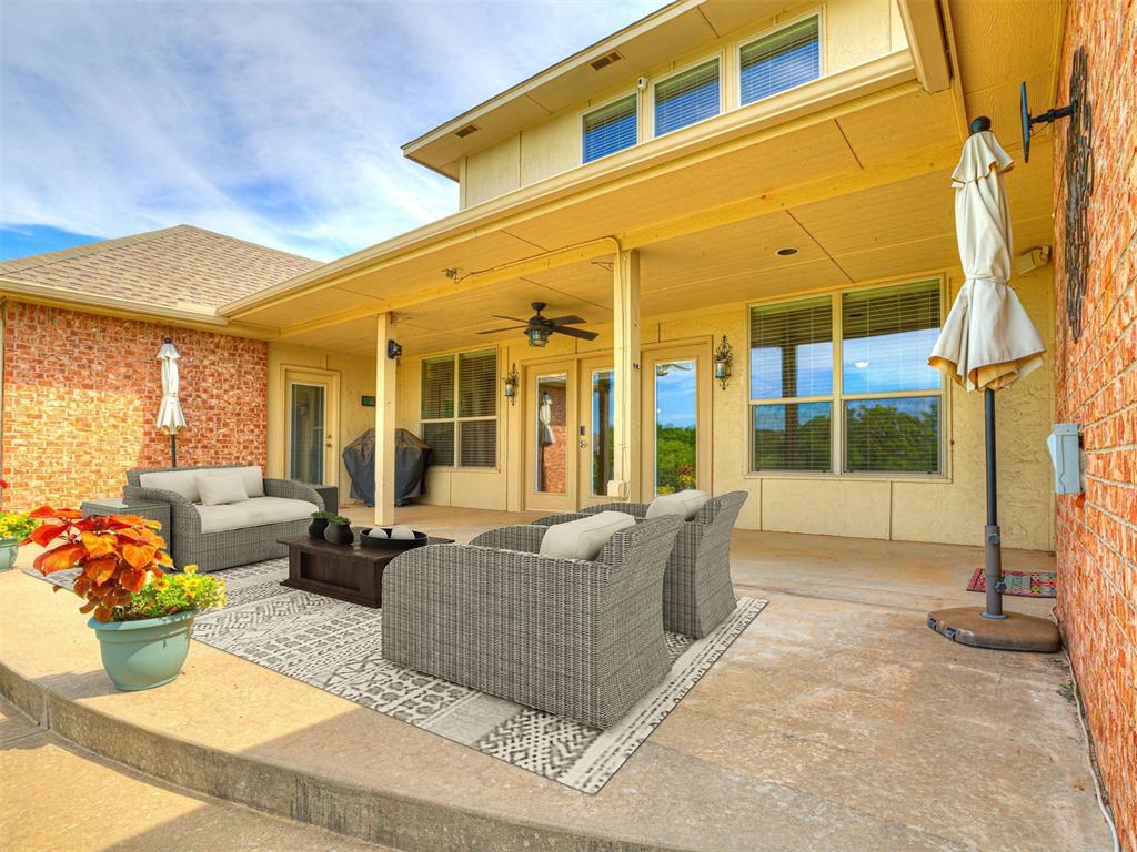 19420 Crest Ridge Drive Property Photo 8