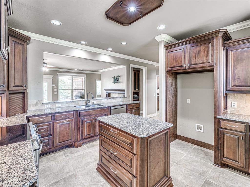 19420 Crest Ridge Drive Property Photo 13