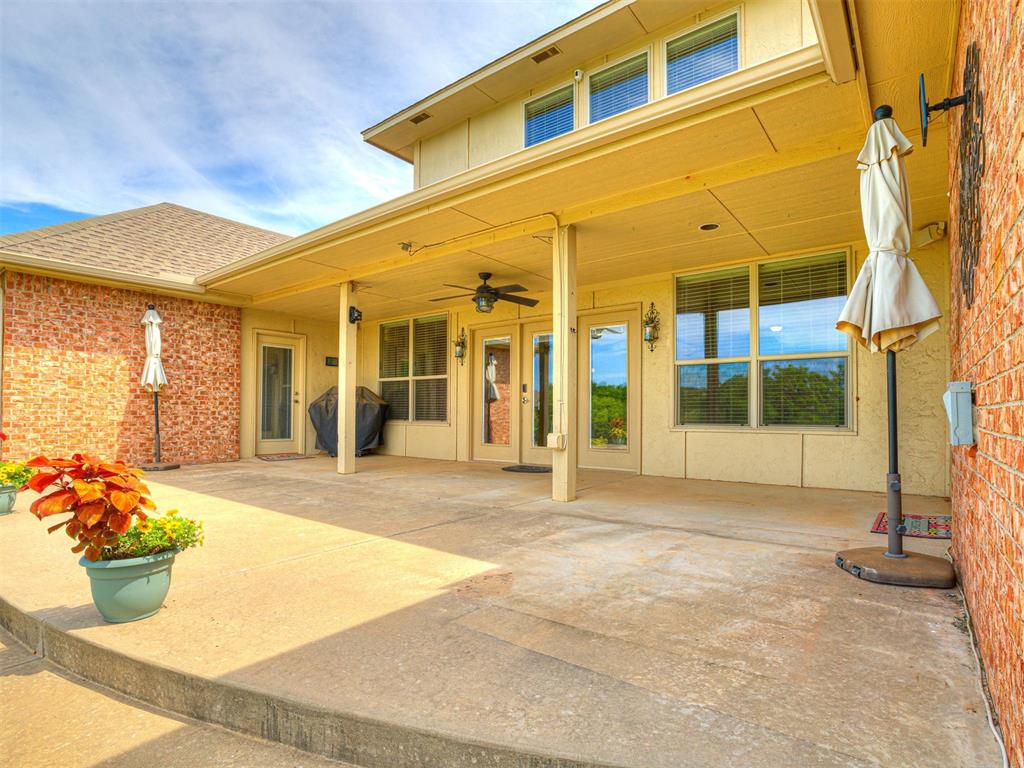 19420 Crest Ridge Drive Property Photo 40
