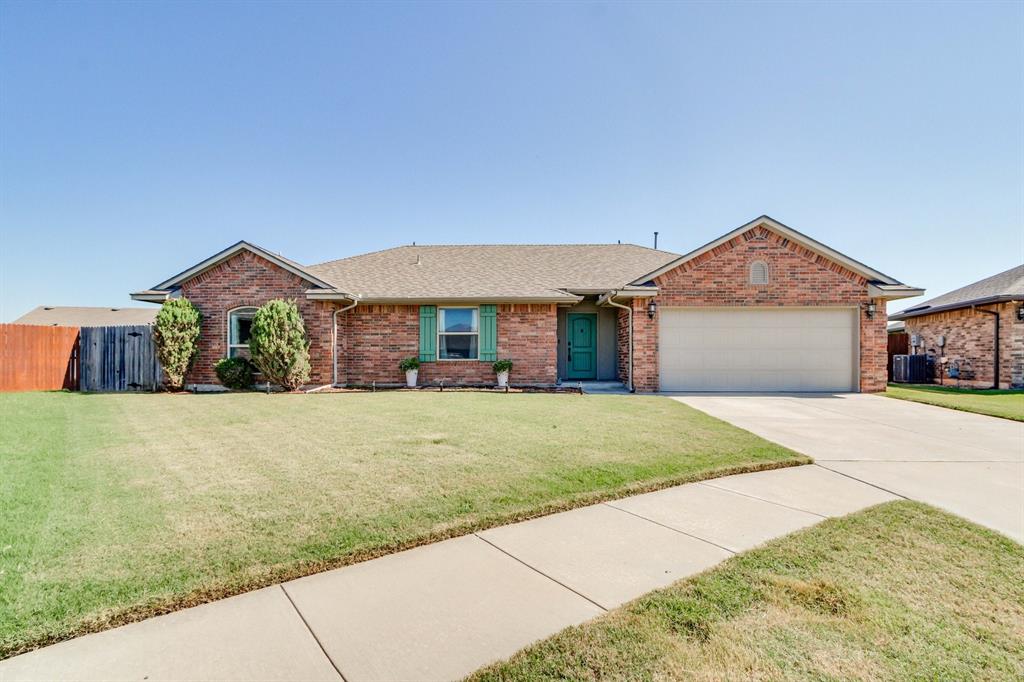 1676 Lexington Court Property Photo 1
