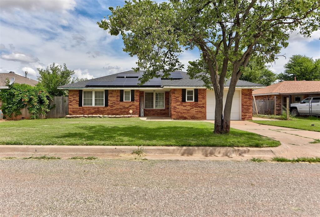 36 W Okarche Avenue