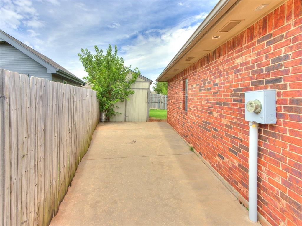 8517 Sw 39th Street Property Photo 48