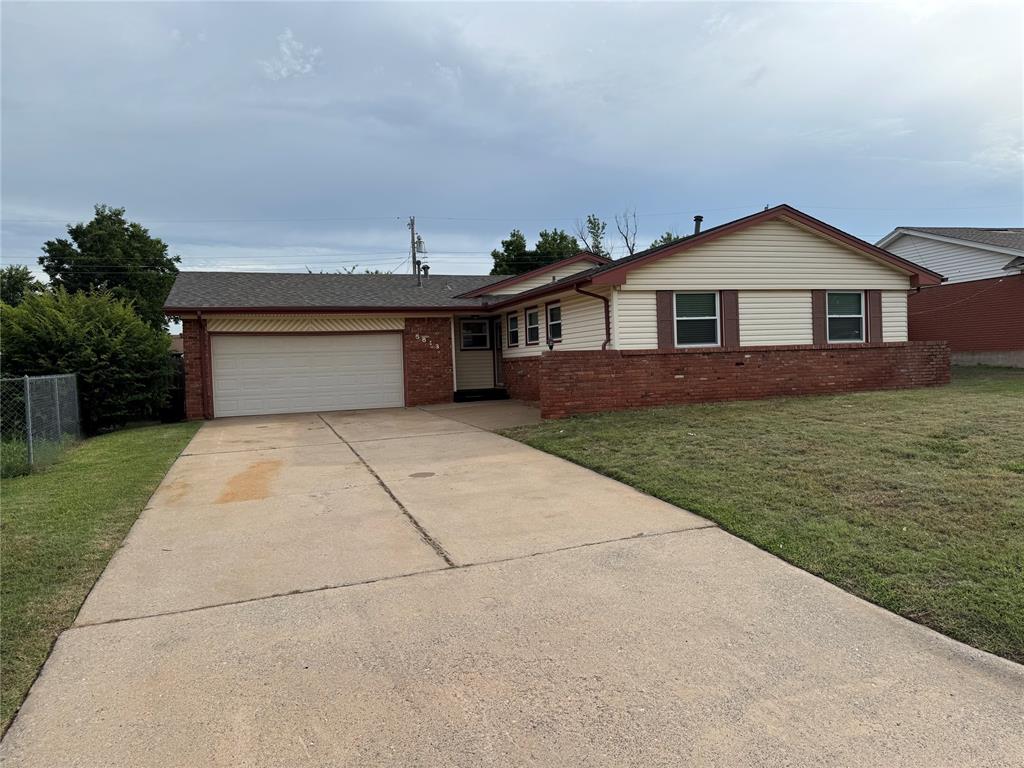 5813 Nw 66th Street Property Photo