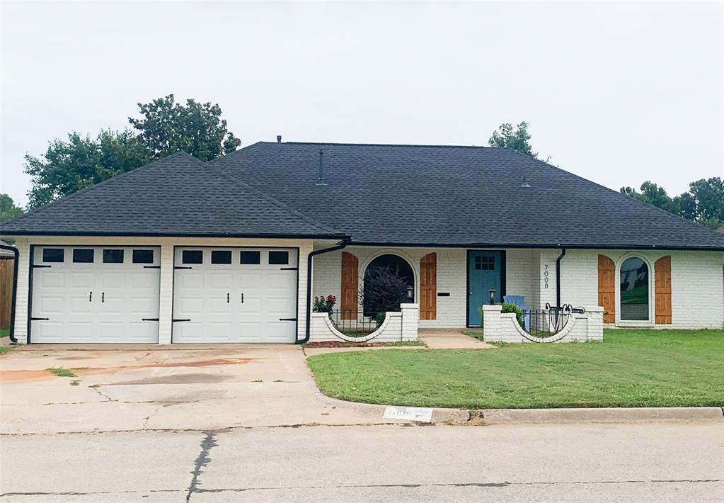 7008 N Comanche Avenue Property Photo 1