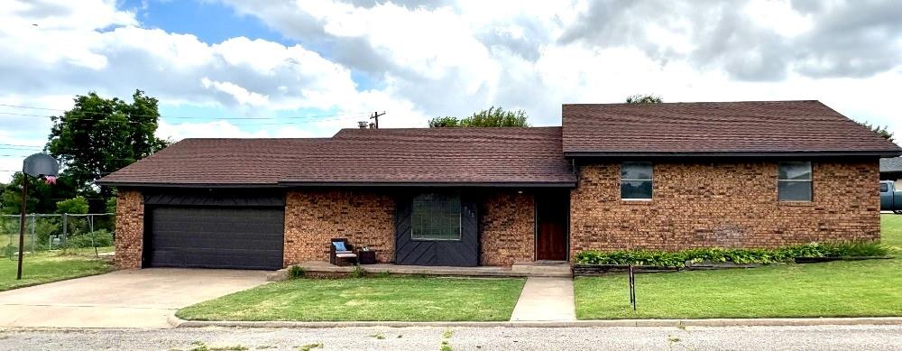 711 Villa Place