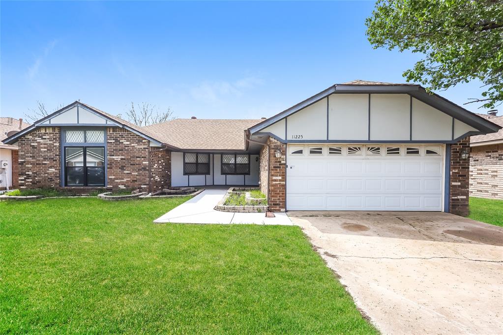 11225 Cimarron Drive Property Photo 1