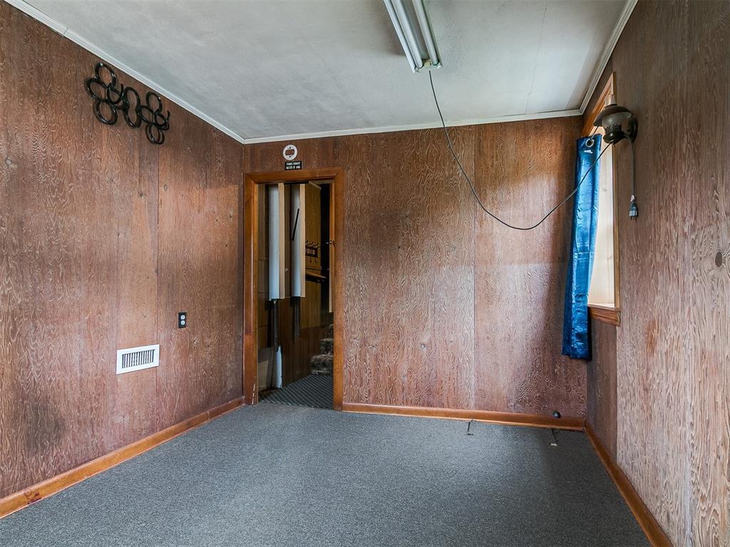 1016 Maple Avenue Property Photo 14