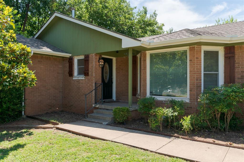 922 Ne 71st Street Property Photo 3