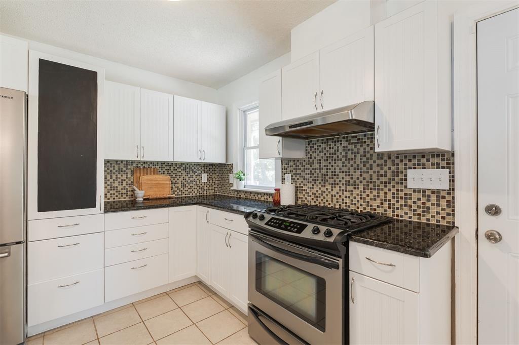 922 Ne 71st Street Property Photo 16