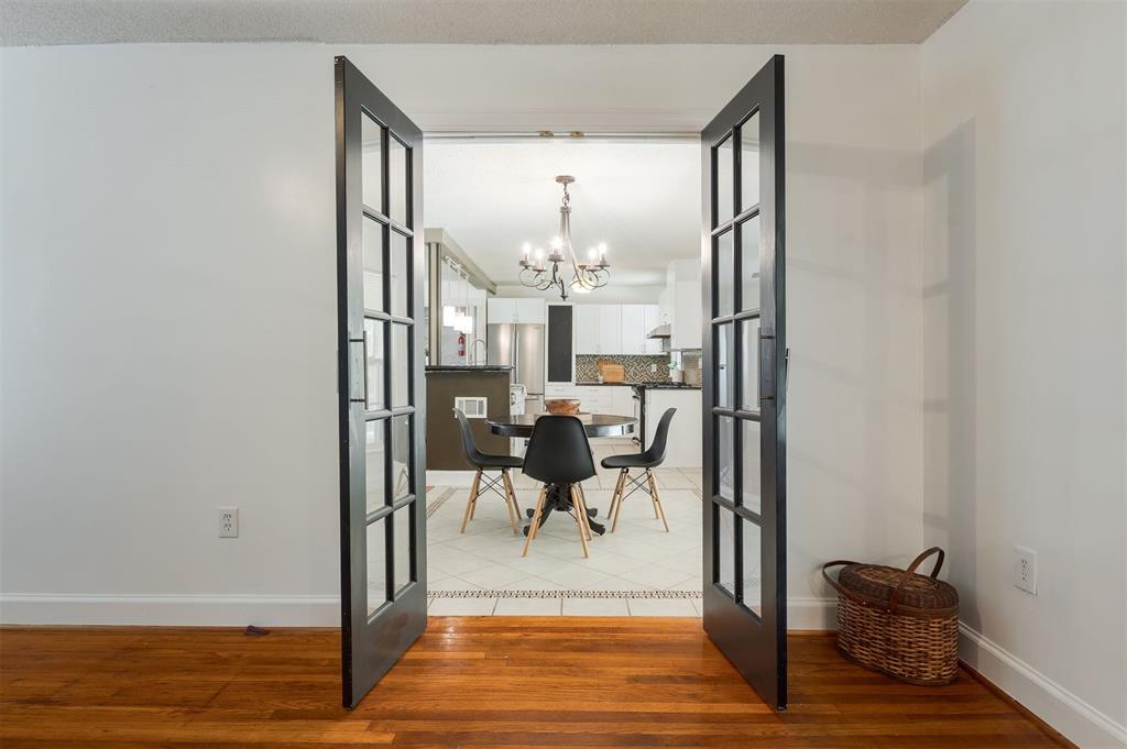 922 Ne 71st Street Property Photo 18