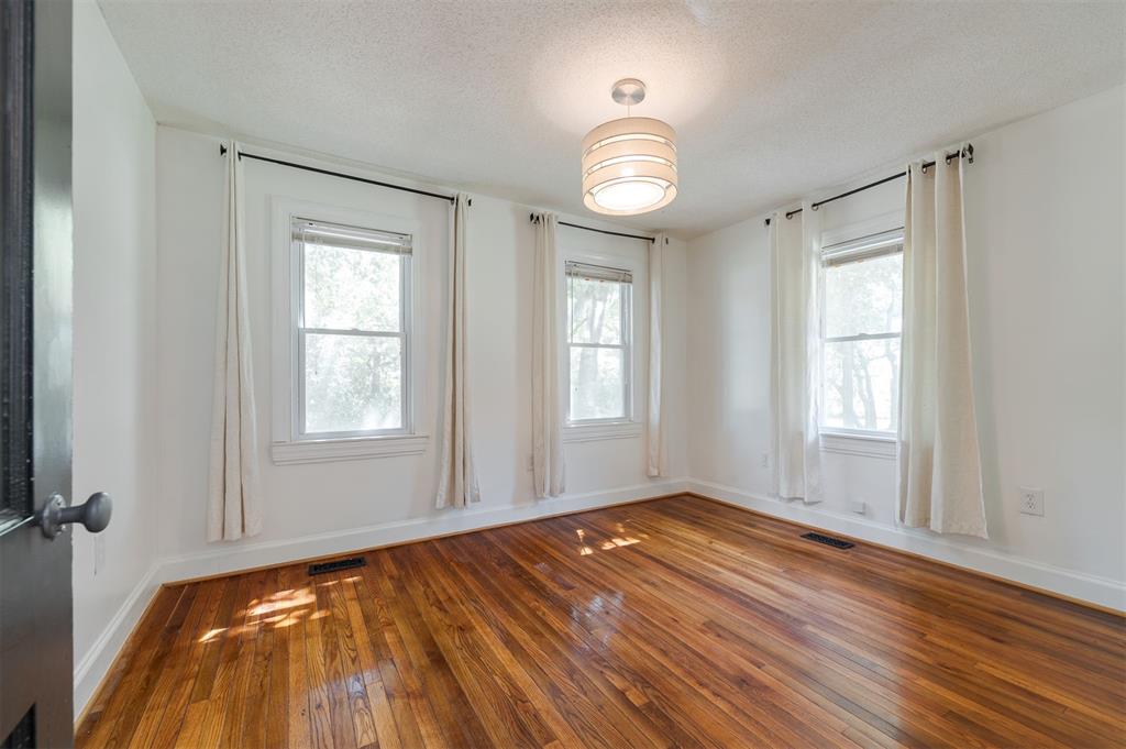 922 Ne 71st Street Property Photo 31