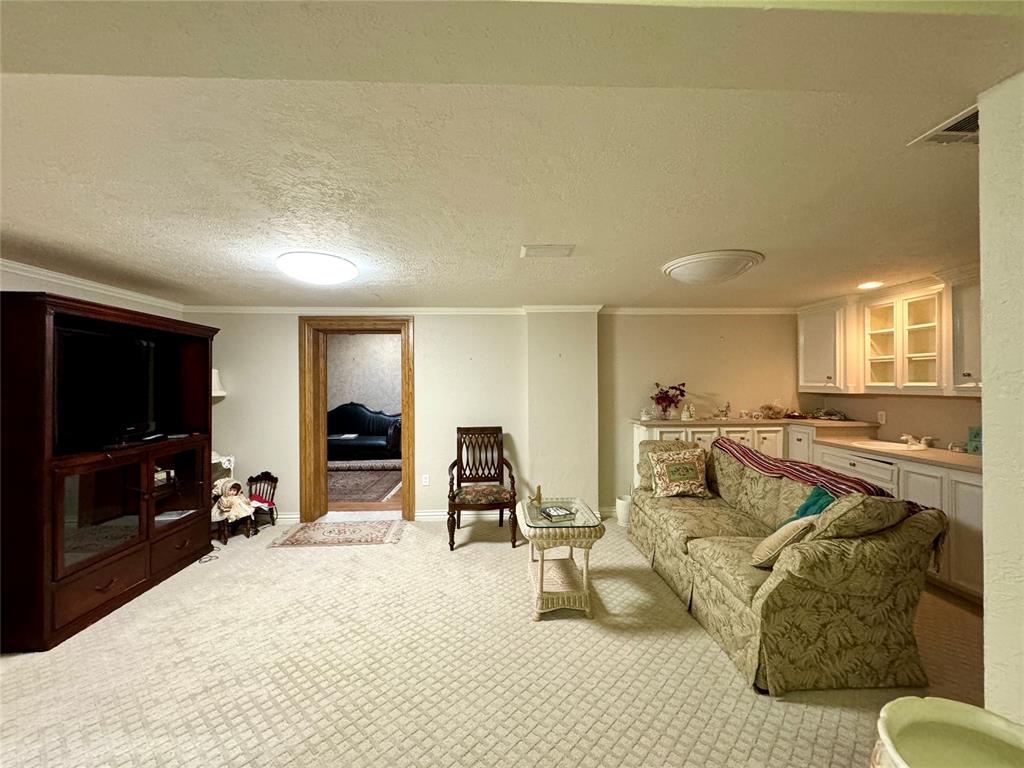 508 W Chickasha Avenue Property Photo 10