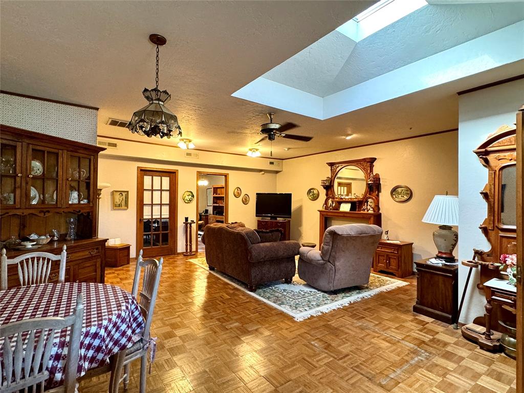 508 W Chickasha Avenue Property Photo 19