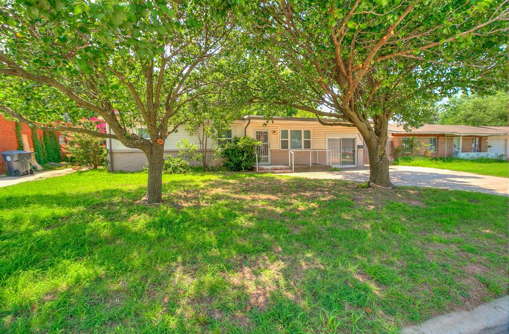 2317 N Redmond Avenue Property Photo 1