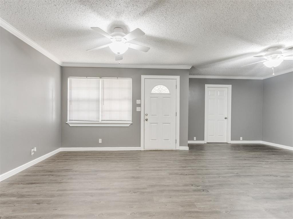 425 W Linden Drive Property Photo 1