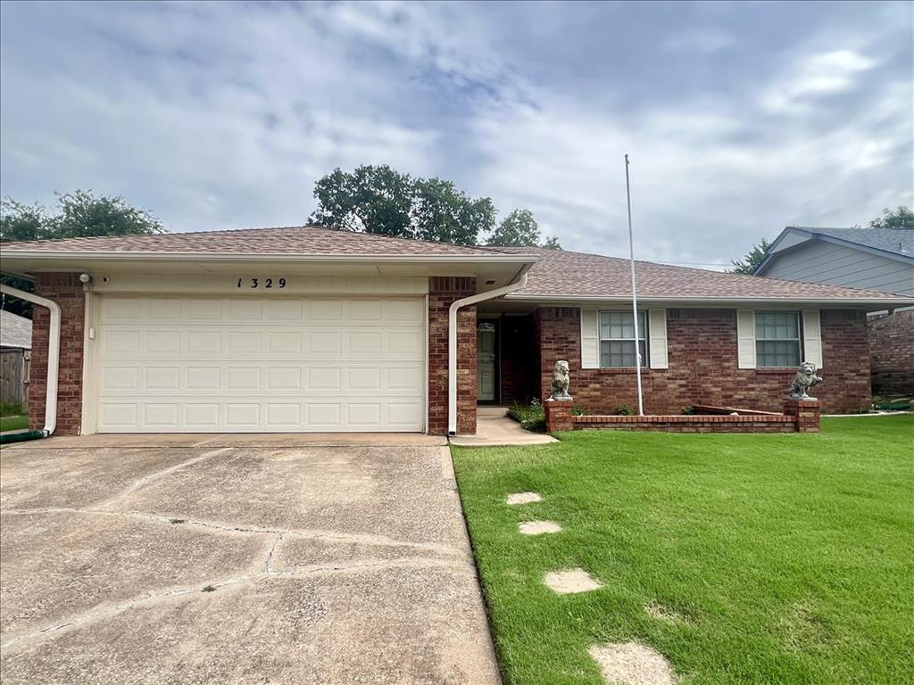 1329 NE 20th Place Property Photo 1