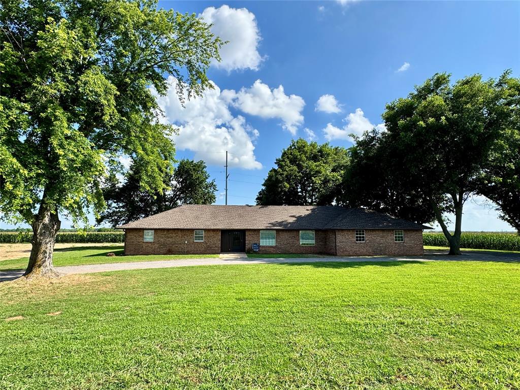 1383 County Road 1373 Property Photo 1