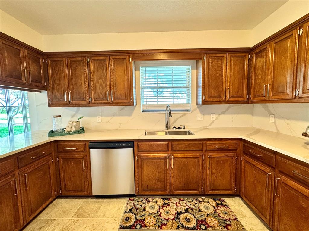 1383 County Road 1373 Property Photo 24