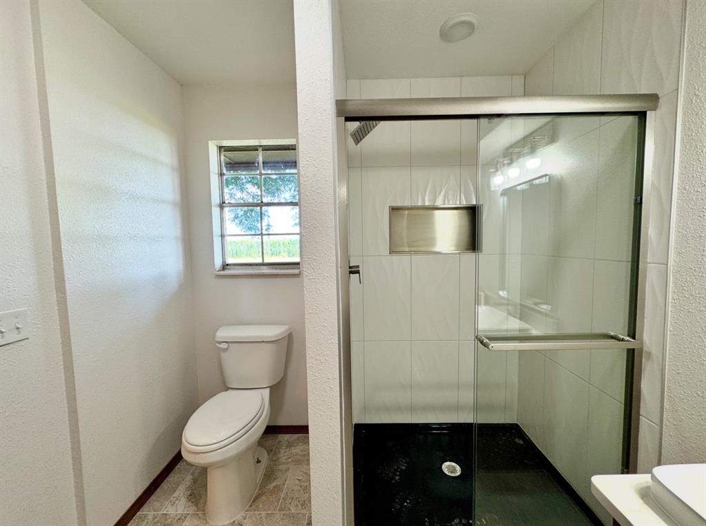 1383 County Road 1373 Property Photo 26