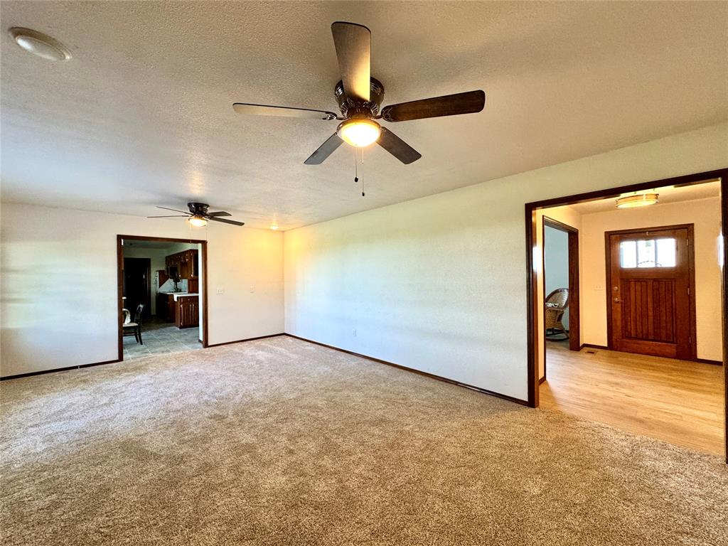 1383 County Road 1373 Property Photo 28