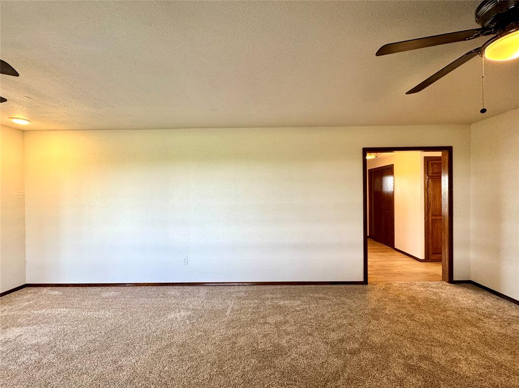 1383 County Road 1373 Property Photo 38