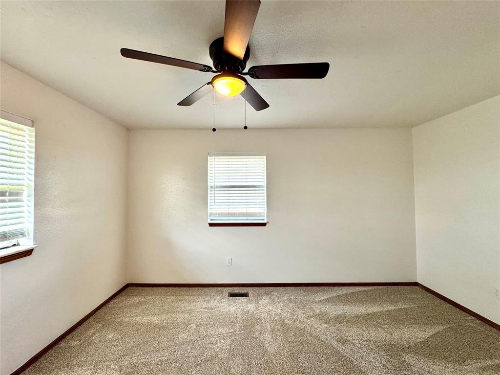 1383 County Road 1373 Property Photo 45