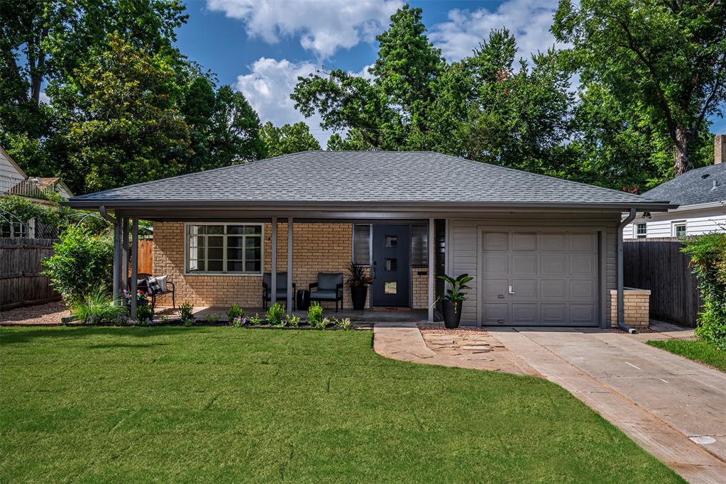 627 Okmulgee Street Property Photo 1