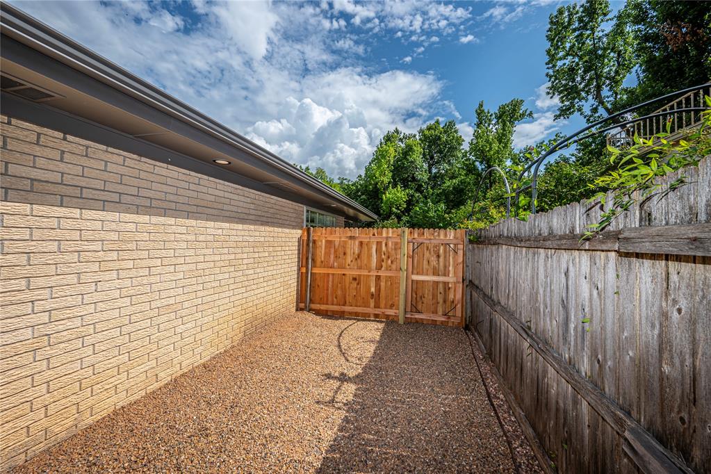 627 Okmulgee Street Property Photo 36