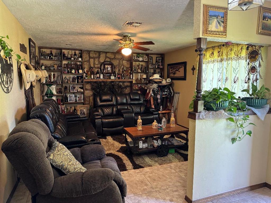 15818 Nelson Road Property Photo 5
