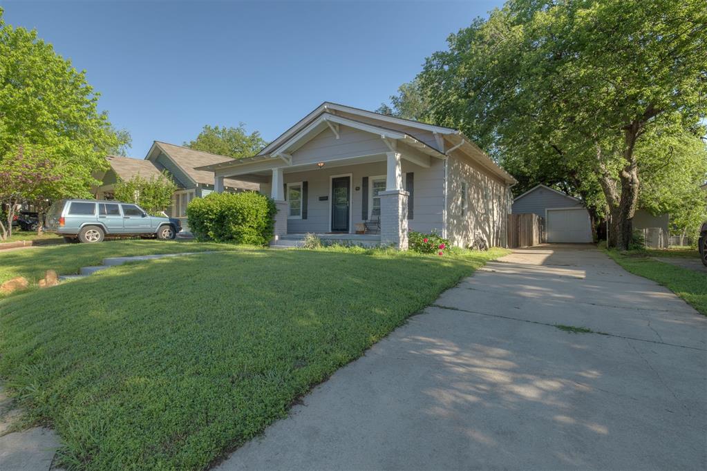 615 NW 26th Street Property Photo 1