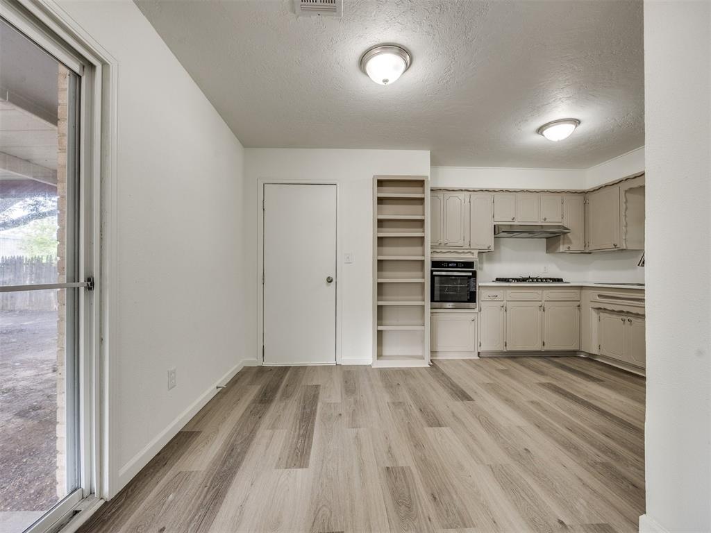 3044 S Madole Boulevard Property Photo 13