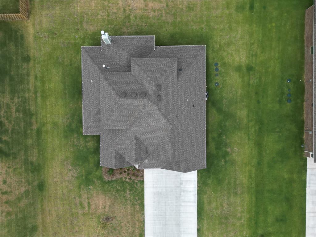 12401 Samara Drive Property Photo 3
