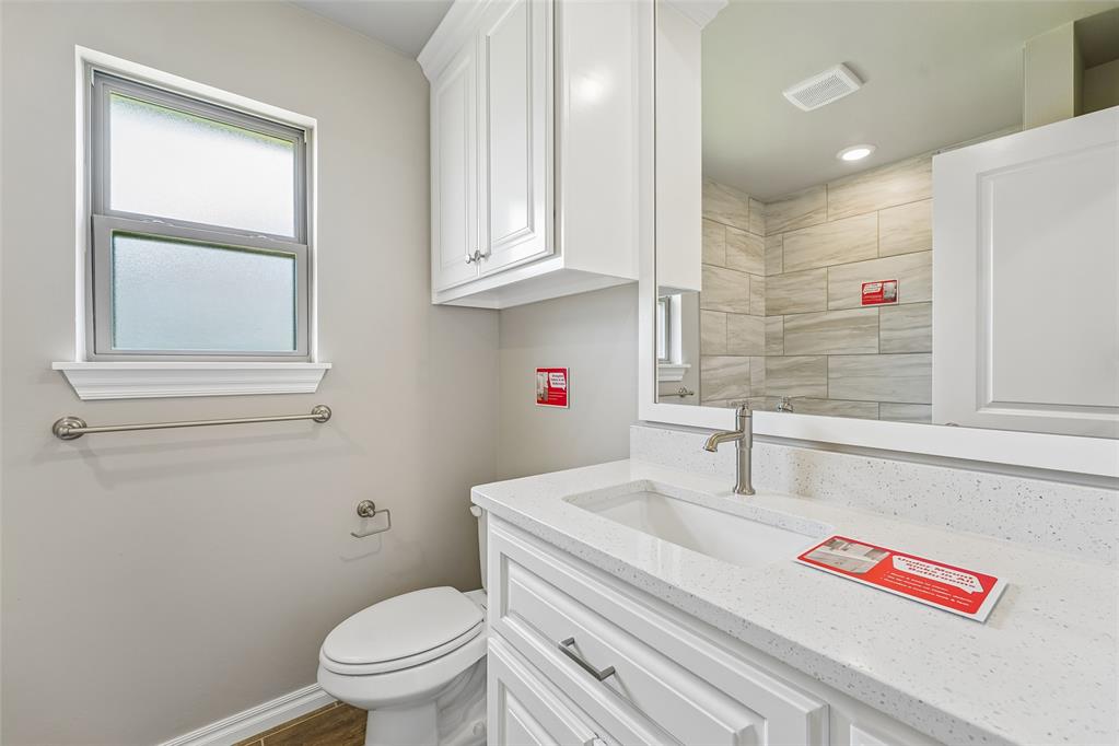 12401 Samara Drive Property Photo 24