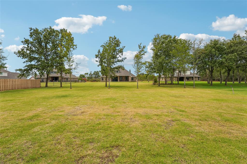12401 Samara Drive Property Photo 40