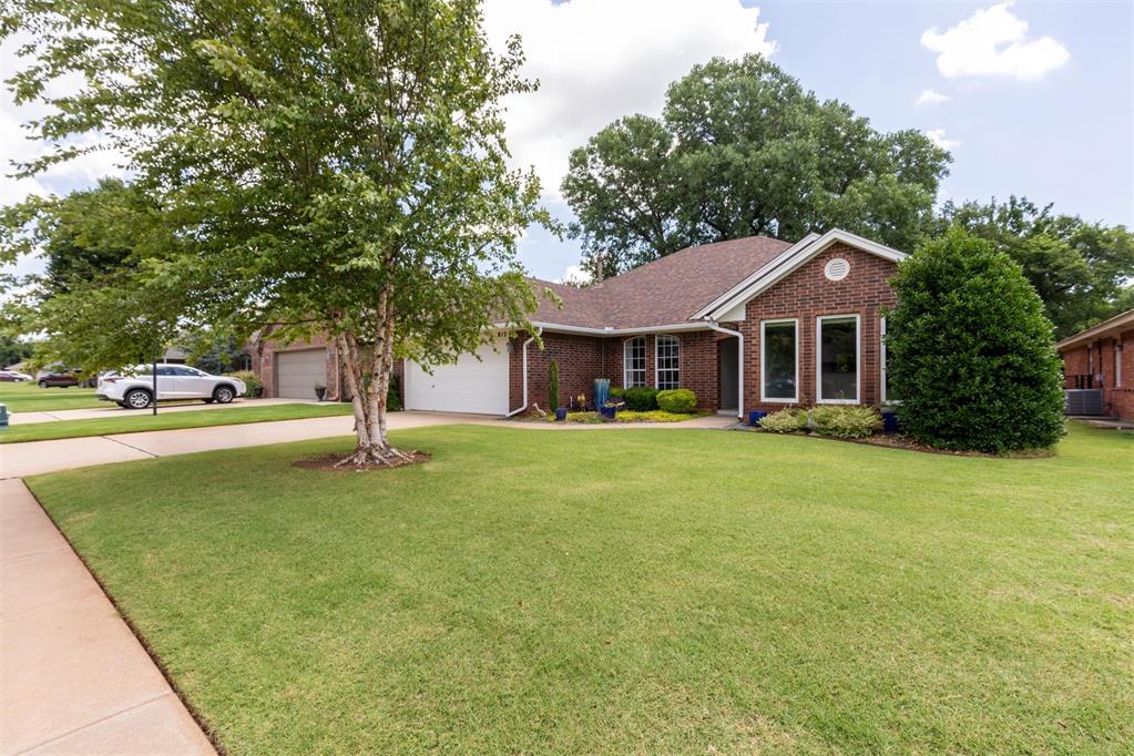 812 Old Bugle Road Property Photo 1