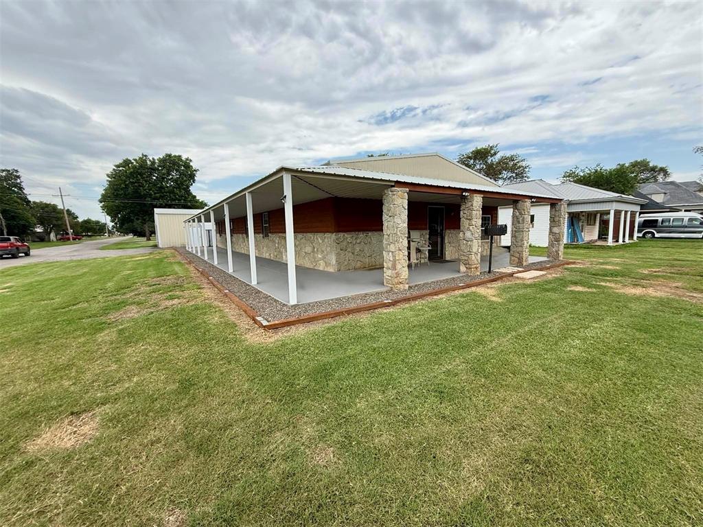 429 S Bailey Street Property Photo 1