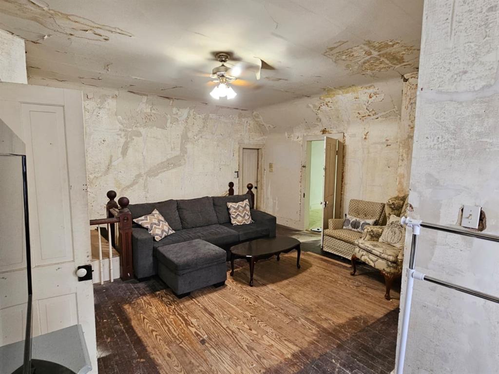 804 N Carr Avenue Property Photo 14