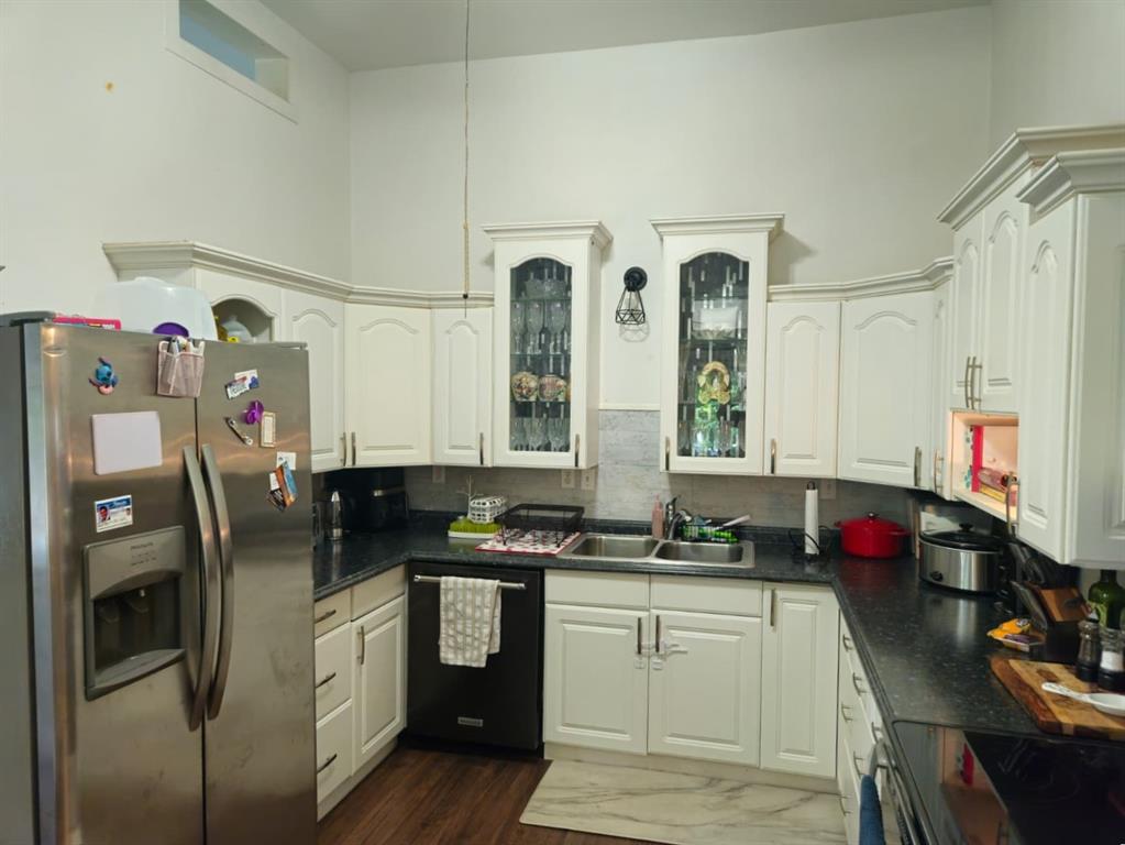 804 N Carr Avenue Property Photo 26