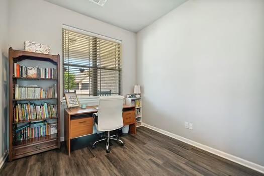 18604 Barcas Road Property Photo 5