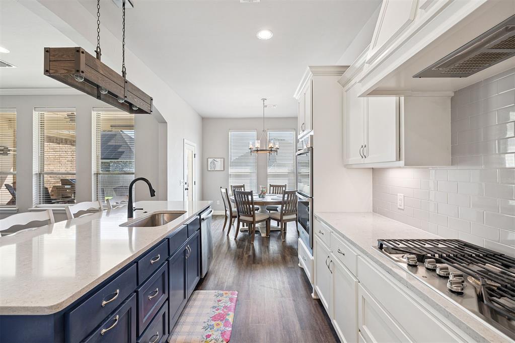 18604 Barcas Road Property Photo 11