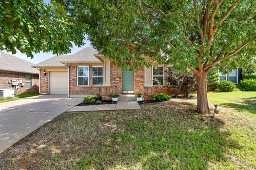 2709 Nw 184th Street Property Photo 2