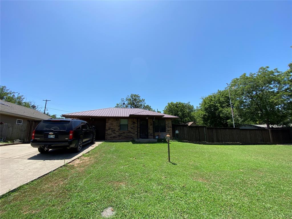 607 W Russell Avenue Property Photo 1