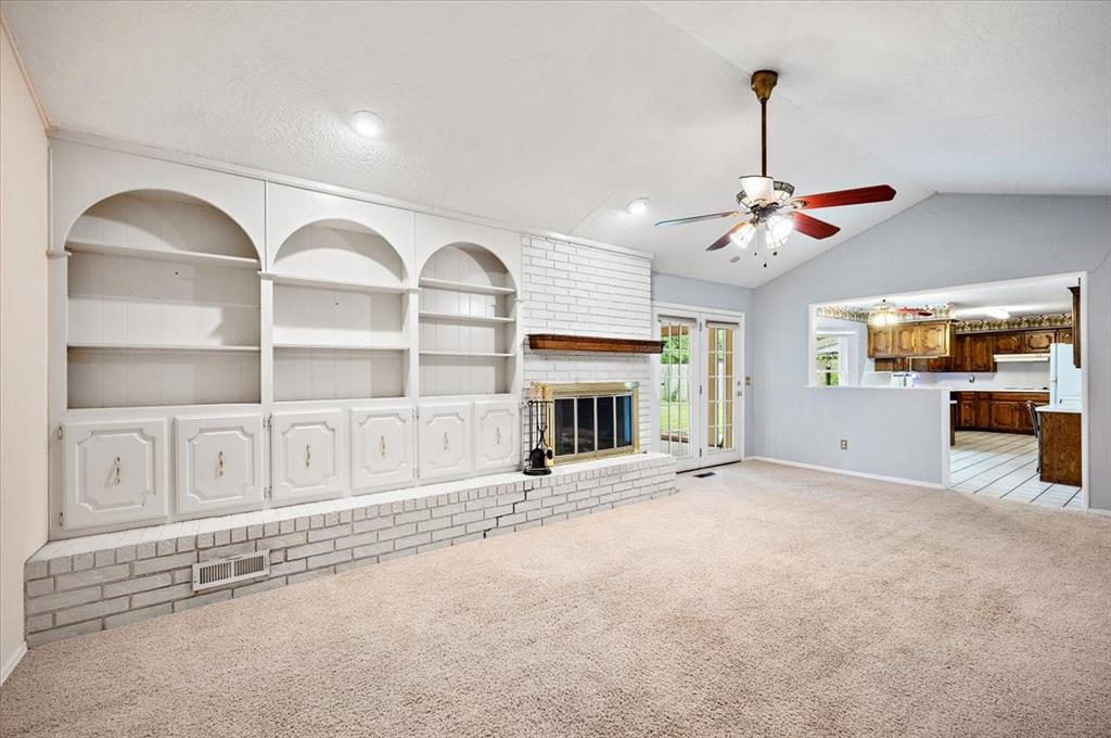 2704 S Berry Road Property Photo 11