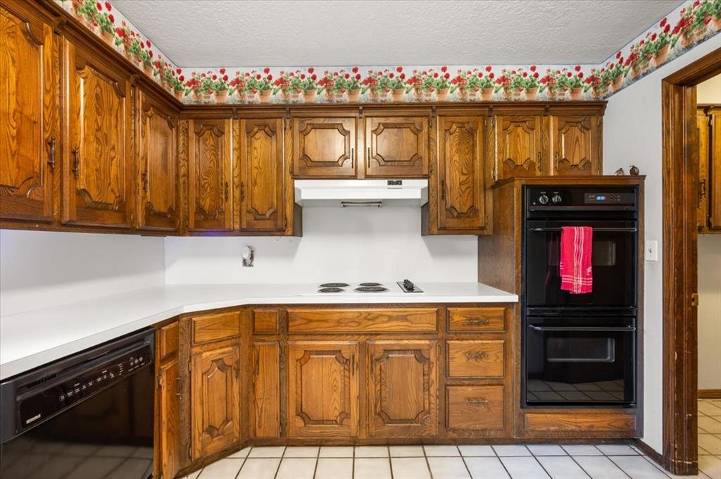 2704 S Berry Road Property Photo 16